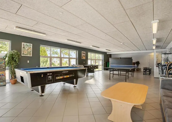 In With Kitchen Tarm