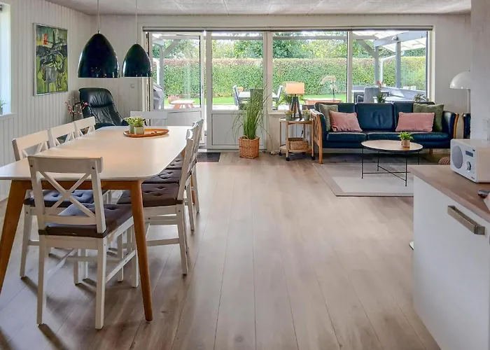 In With Kitchen Dom wakacyjny *